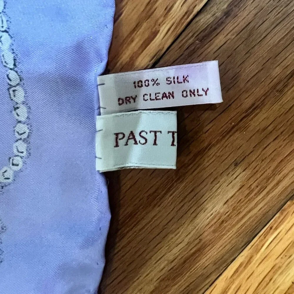 Past Times Queen Mother 100th Birthday Silk Scarf Lavender Commemorative Castle